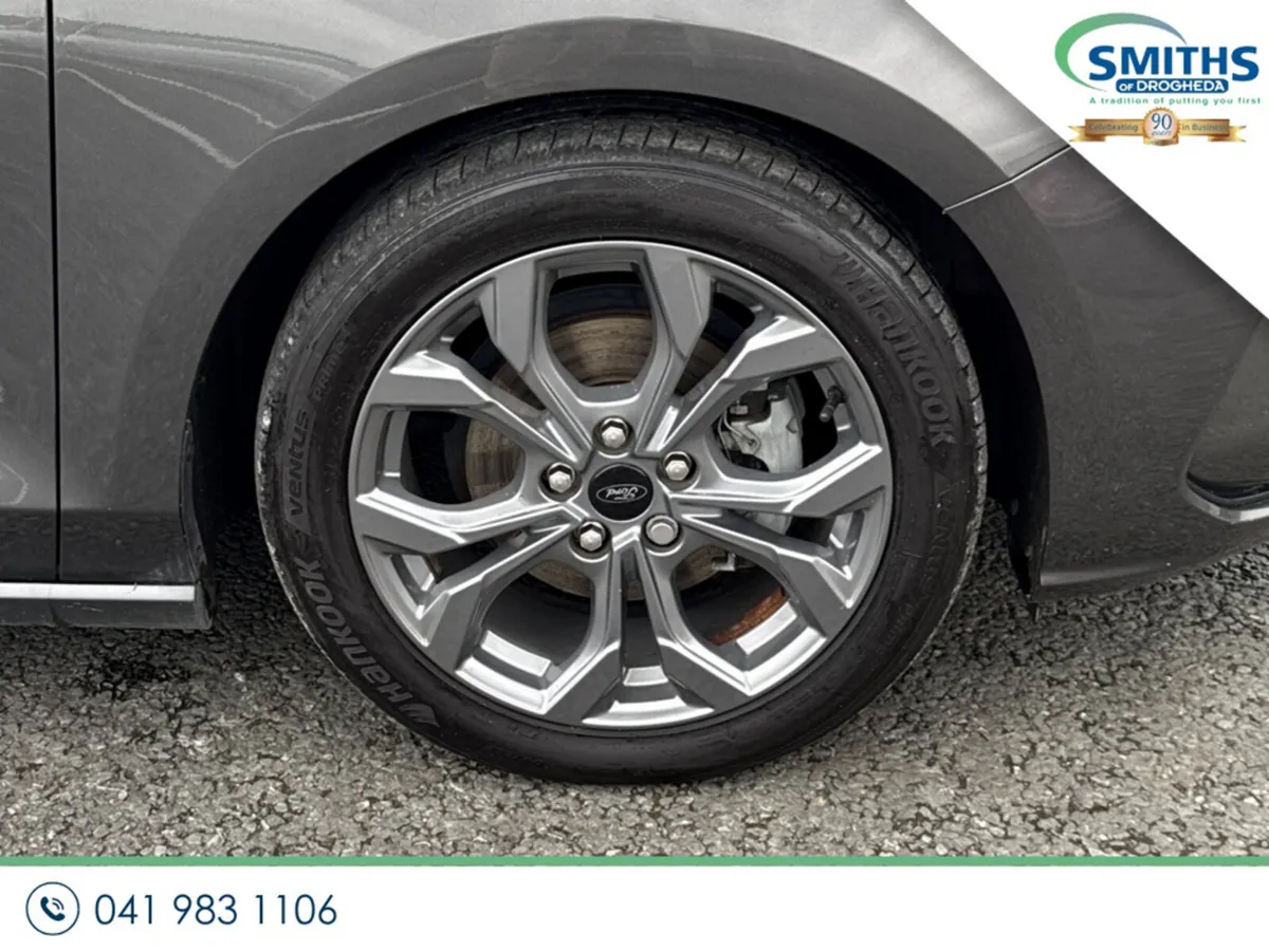 Ford Focus Hatchback, Petrol, 2024, Grey