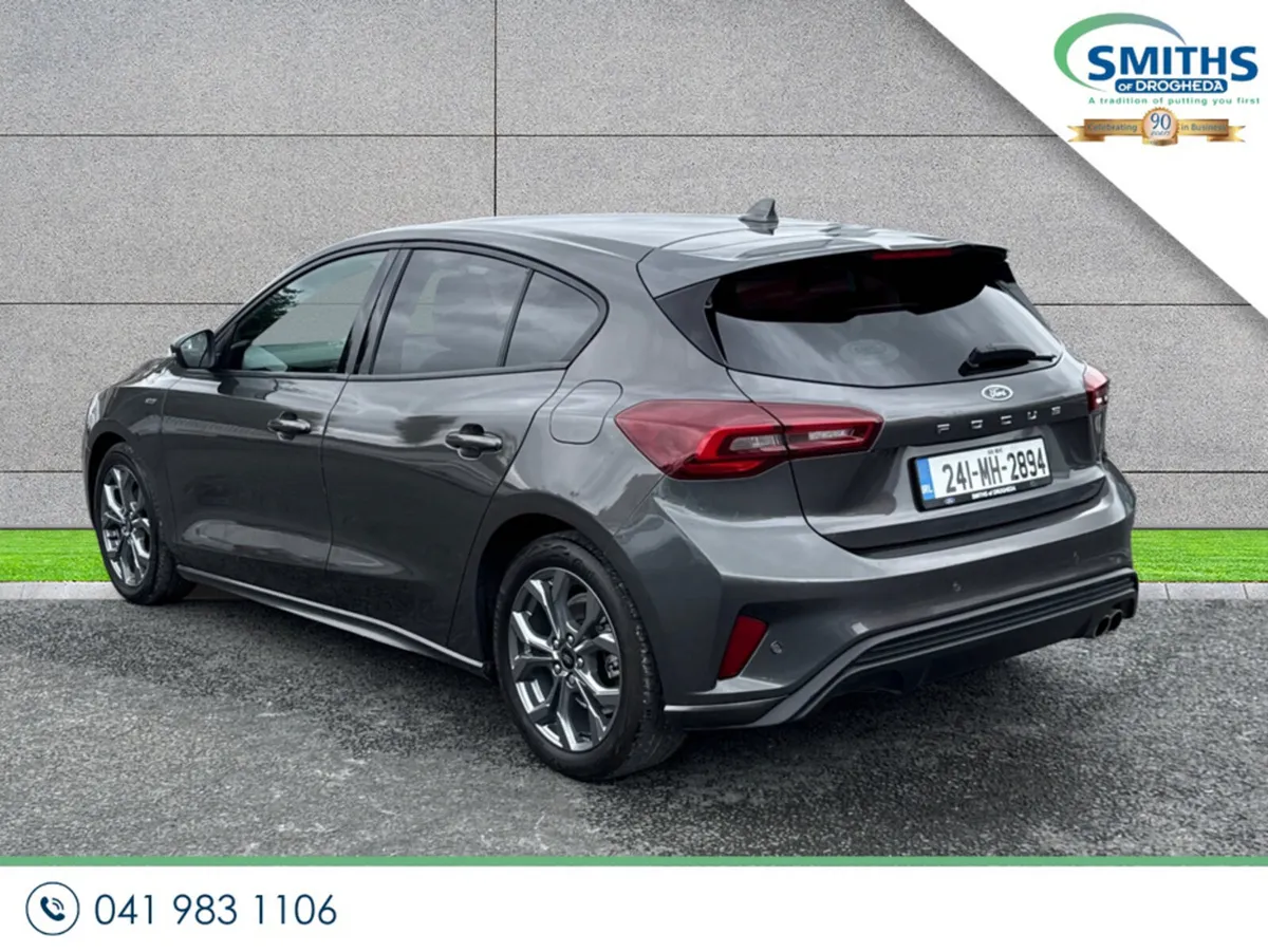 Ford Focus Hatchback, Petrol, 2024, Grey