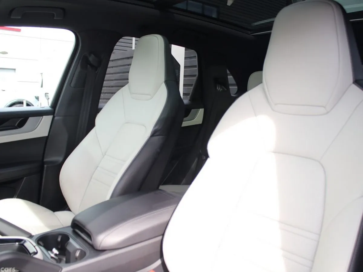 Porsche Cayenne SUV, Petrol Plug-in Hybrid, 2024, Red