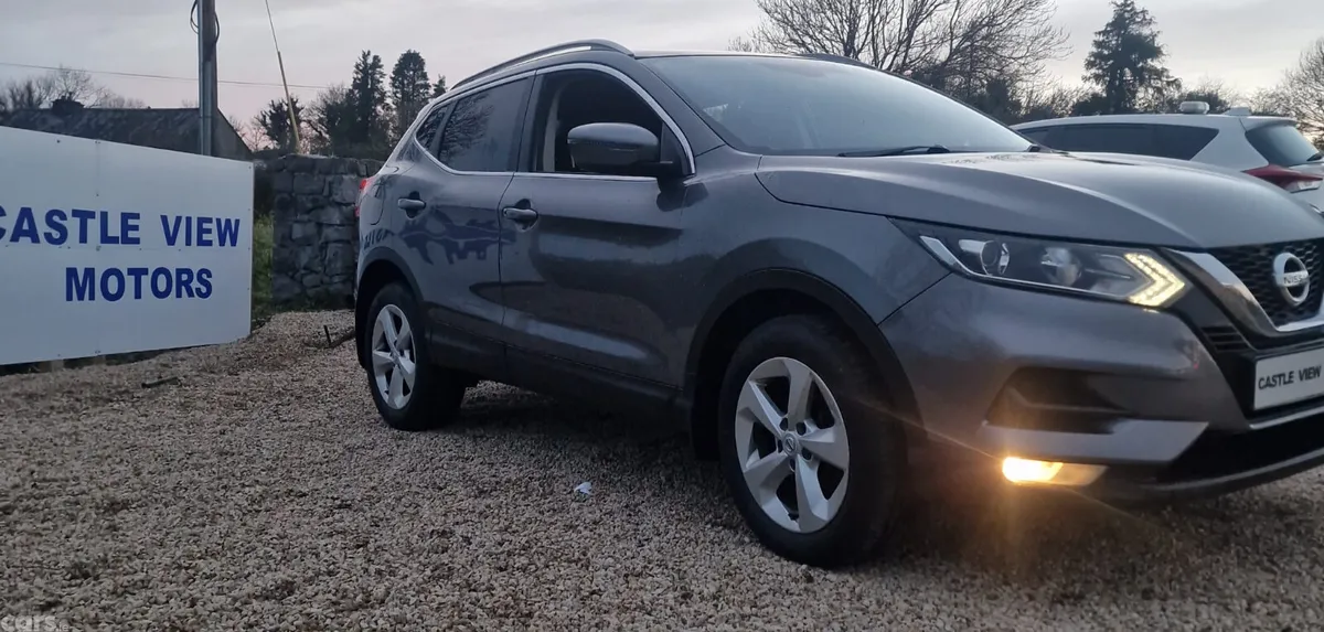 Nissan Qashqai MPV, Diesel, 2019, Grey