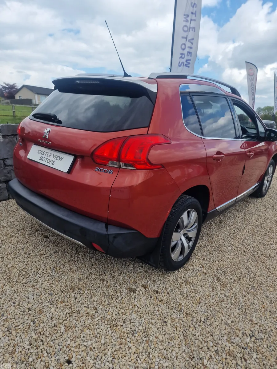 Peugeot 2008 SUV, Petrol, 2016, Red