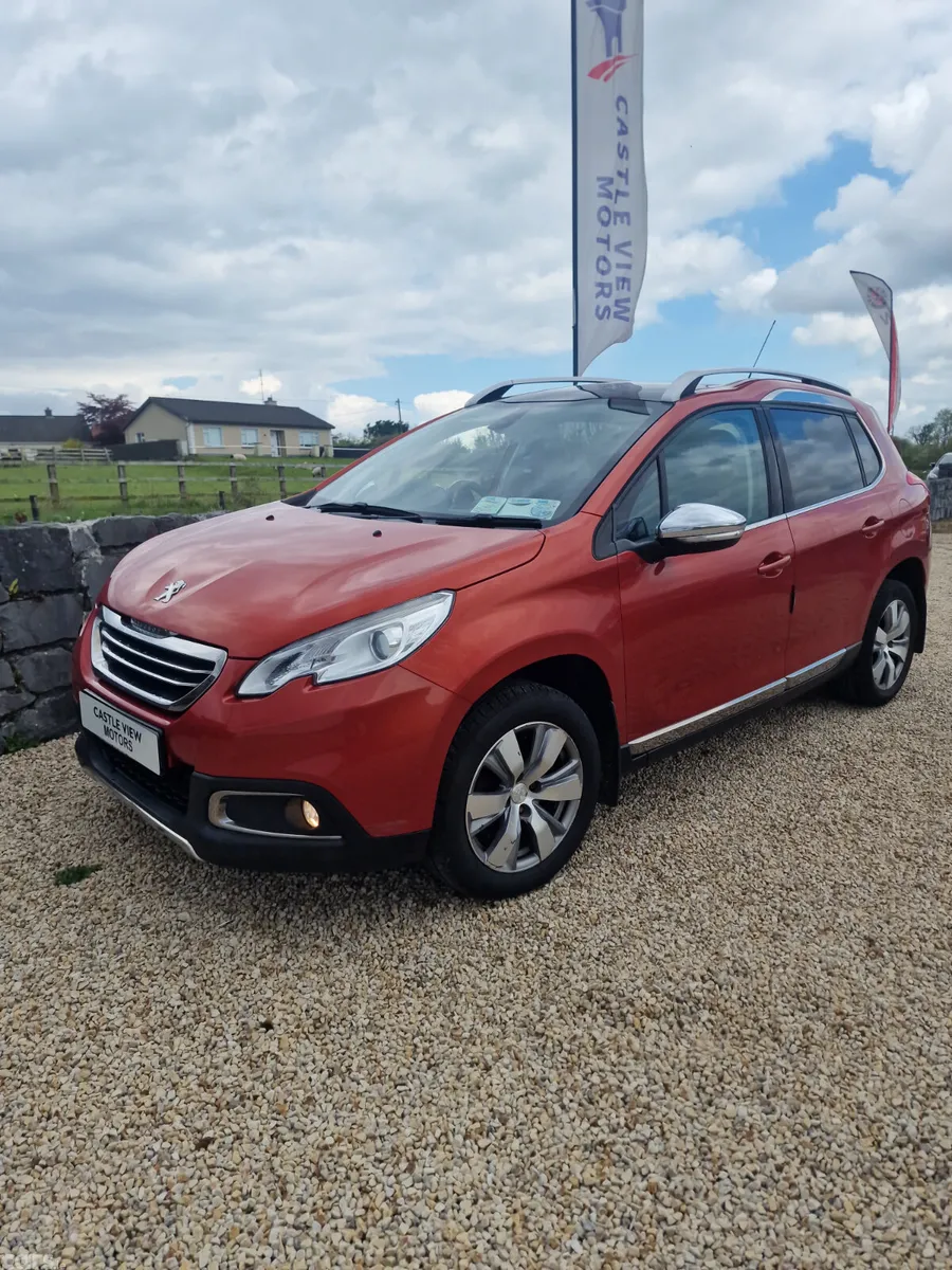 Peugeot 2008 SUV, Petrol, 2016, Red