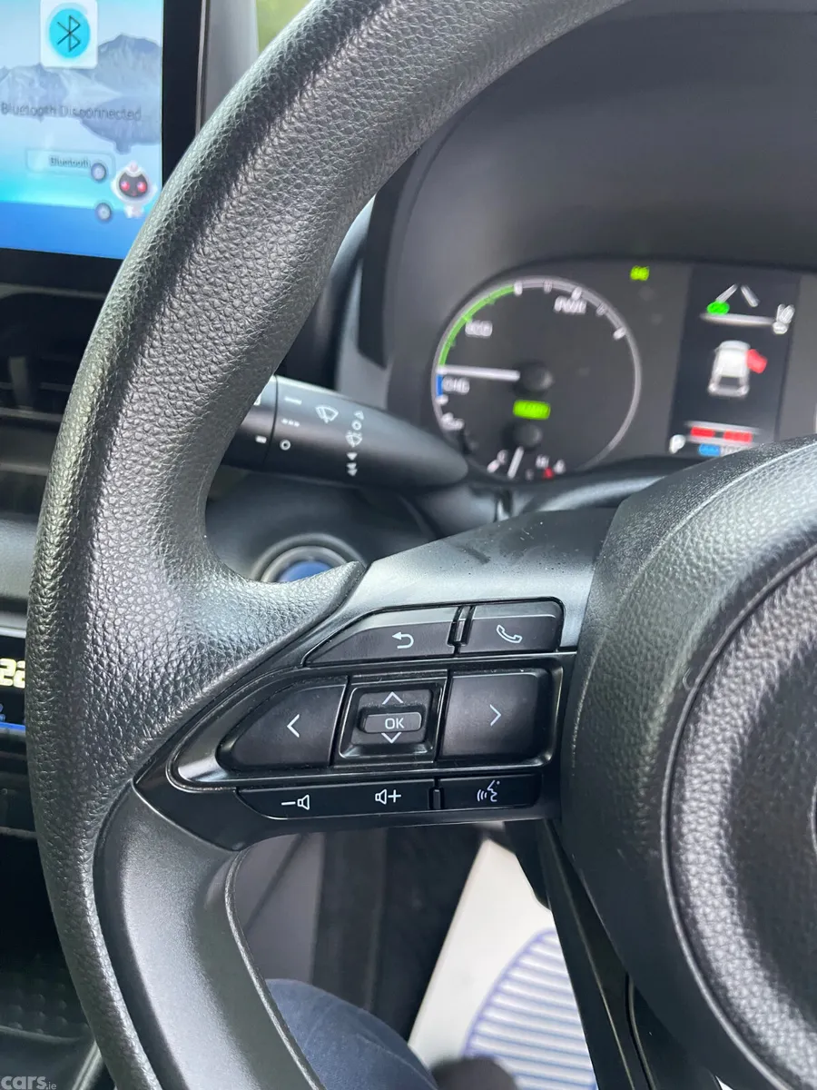 Toyota Yaris Hatchback, Petrol Hybrid, 2021, Brown