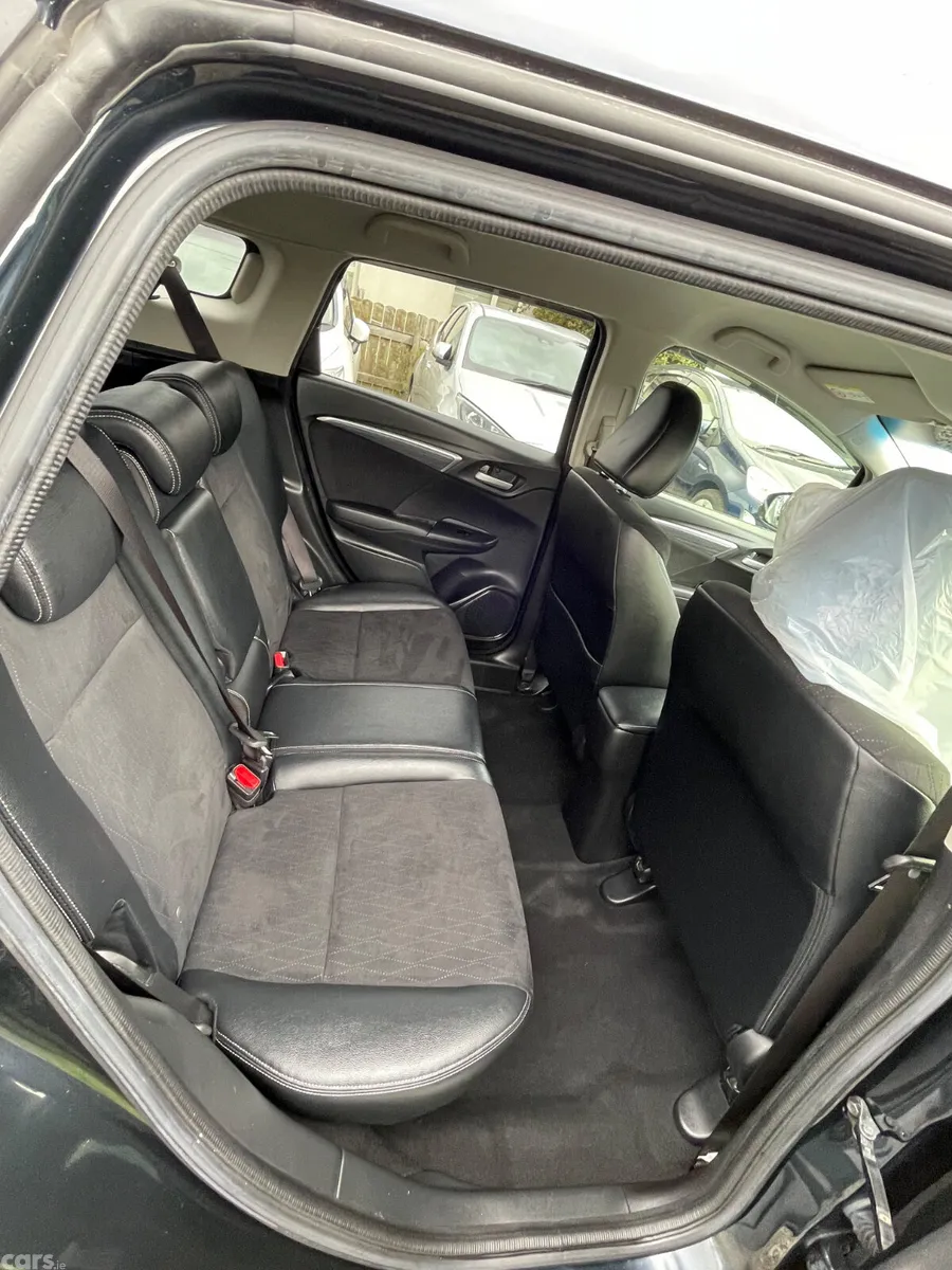 Honda Shuttle MPV, Petrol Hybrid, 2015, Blue