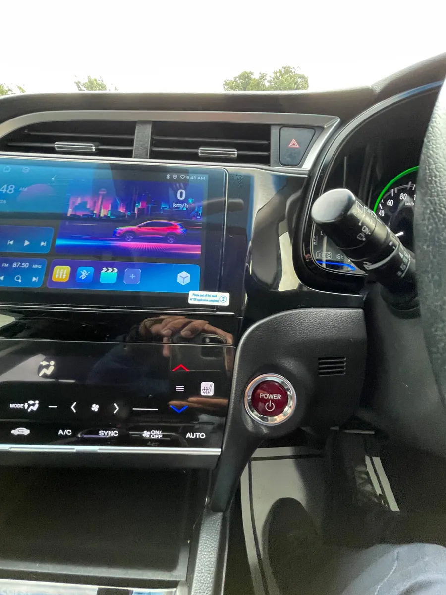 Honda Shuttle MPV, Petrol Hybrid, 2015, Blue