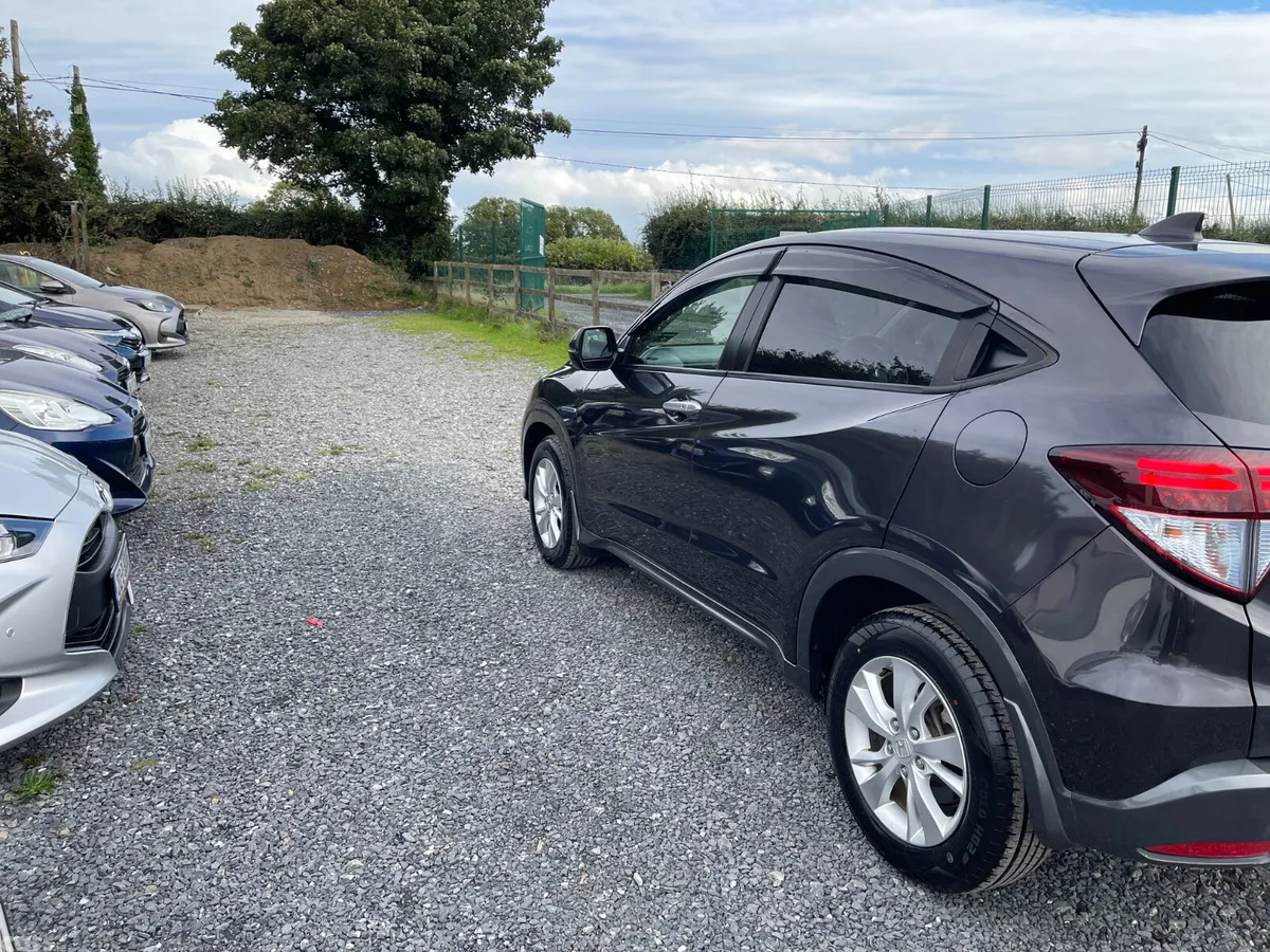 Honda Vezel Estate, Petrol Hybrid, 2015, Black