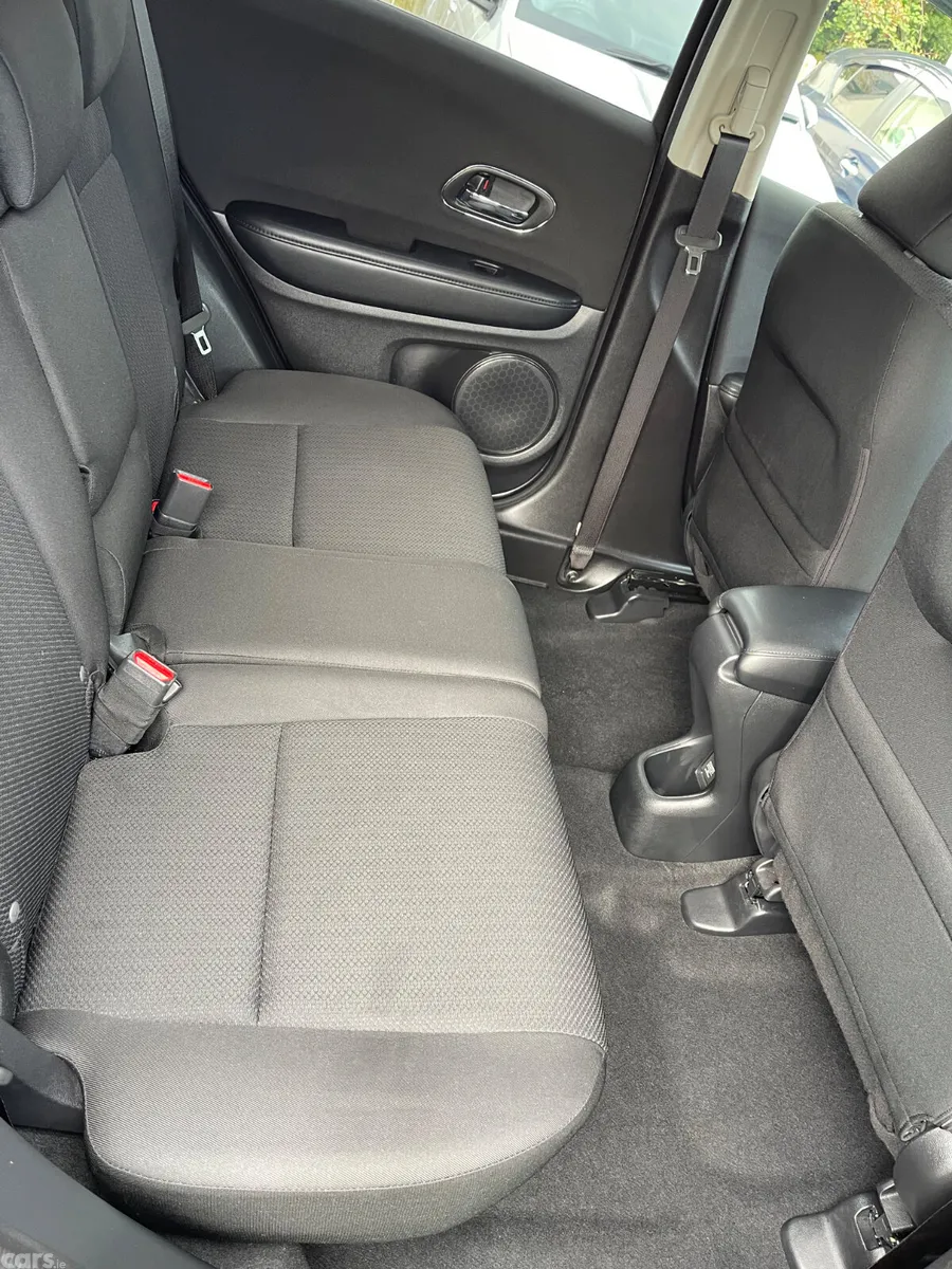 Honda Vezel Estate, Petrol Hybrid, 2015, Black
