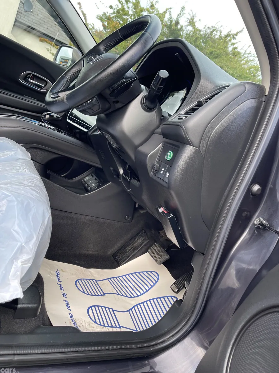 Honda Vezel Estate, Petrol Hybrid, 2015, Black