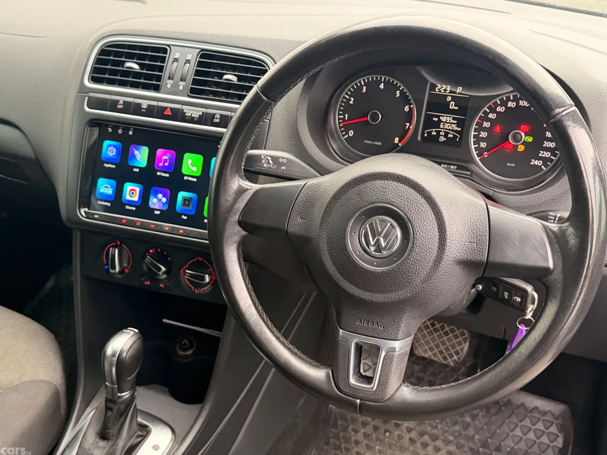 Volkswagen Polo Hatchback, Petrol, 2014, Black