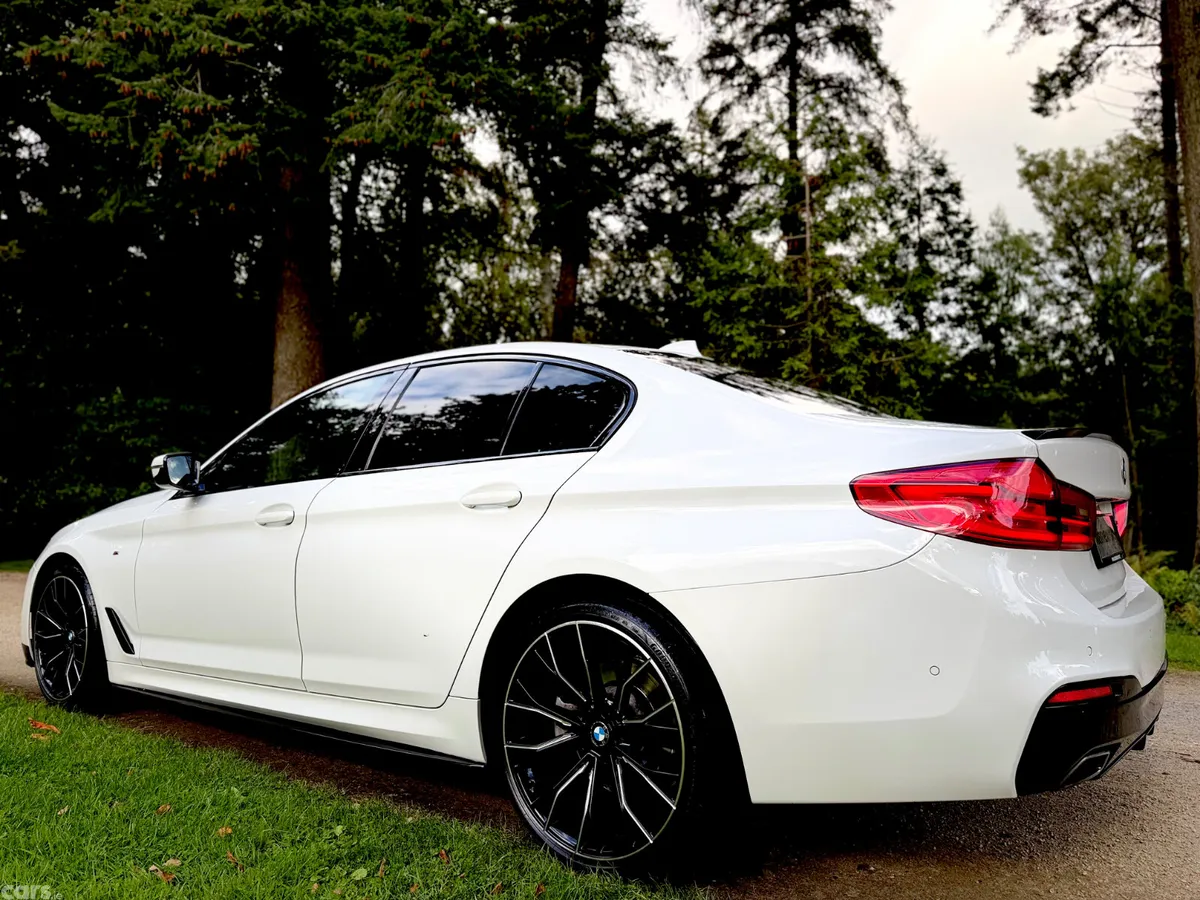 BMW 5-Series Saloon, Diesel, 2019, White