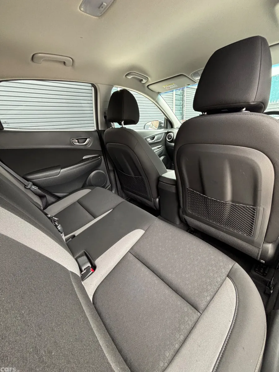 Hyundai KONA MPV, Petrol, 2019, White
