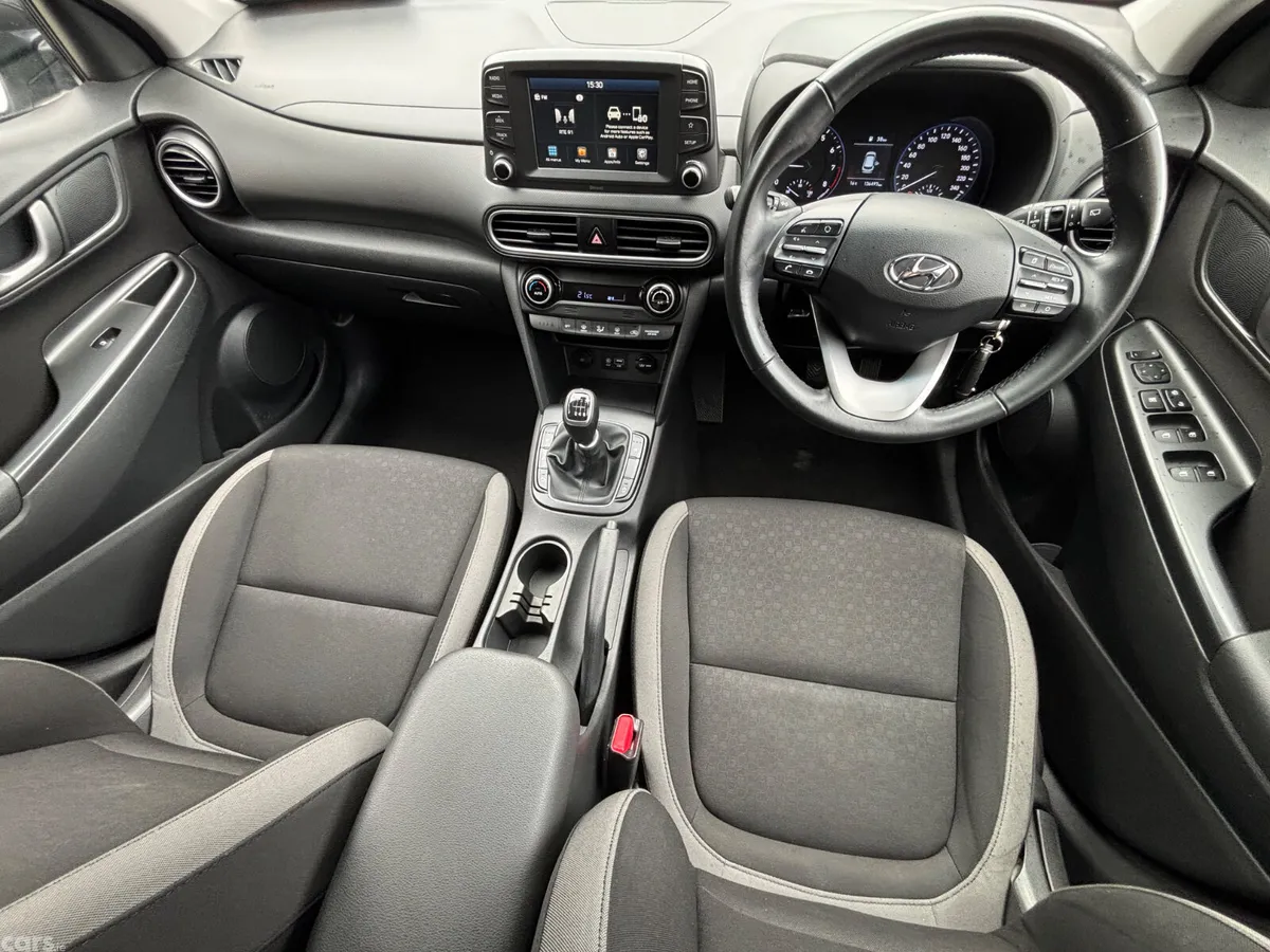 Hyundai KONA MPV, Petrol, 2019, White