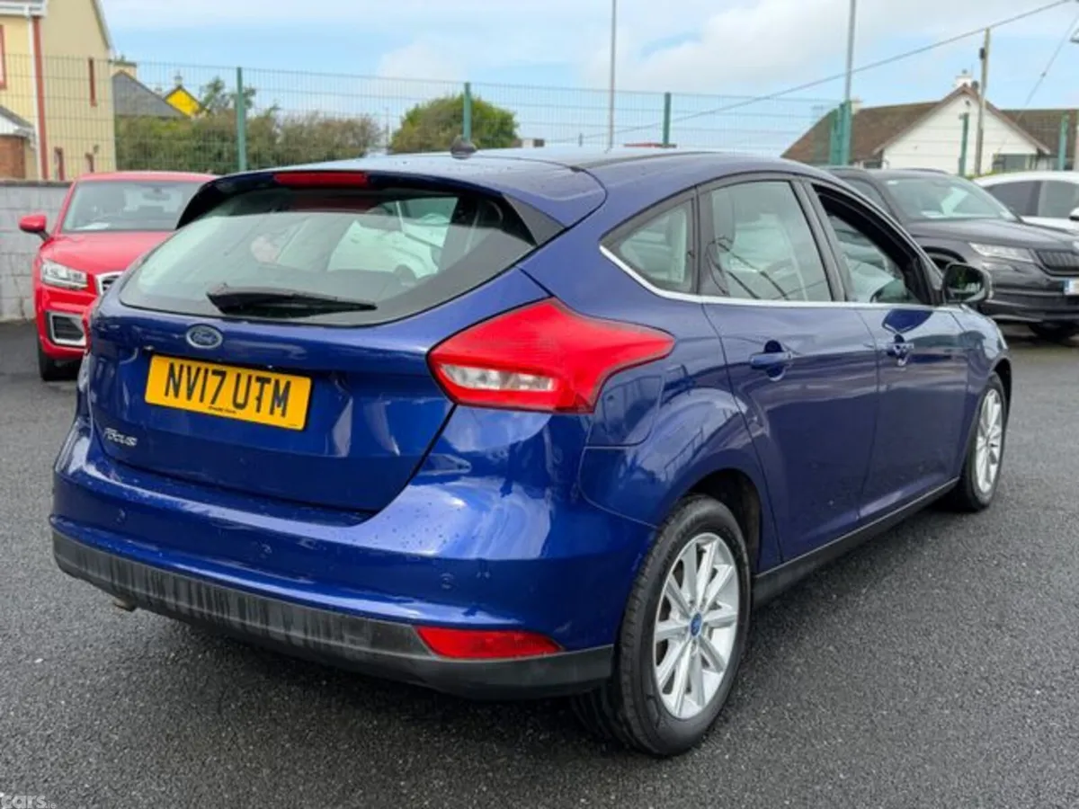 Ford Focus Hatchback, Diesel, 2017, Blue