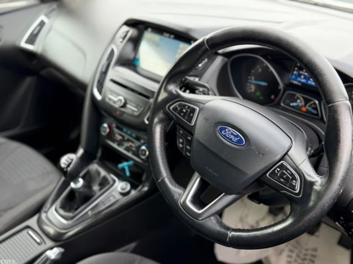Ford Focus Hatchback, Diesel, 2017, Silver