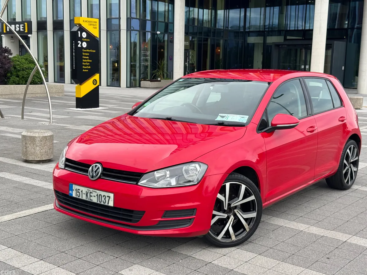 Volkswagen Golf Hatchback, Diesel, 2015, Red