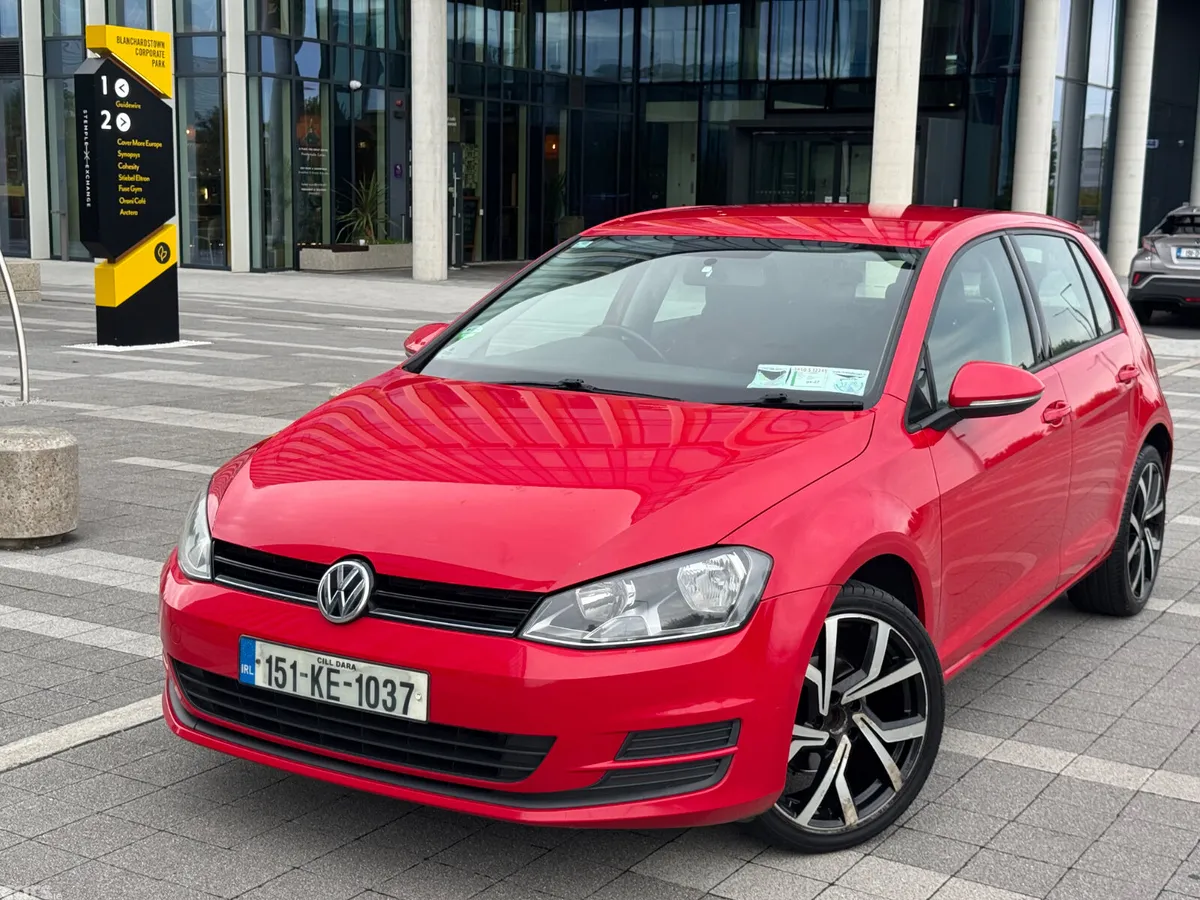 Volkswagen Golf Hatchback, Diesel, 2015, Red