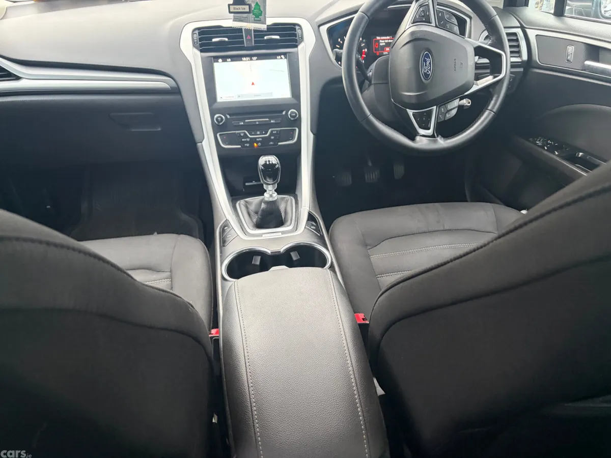 Ford Mondeo Hatchback, Diesel, 2018, Grey