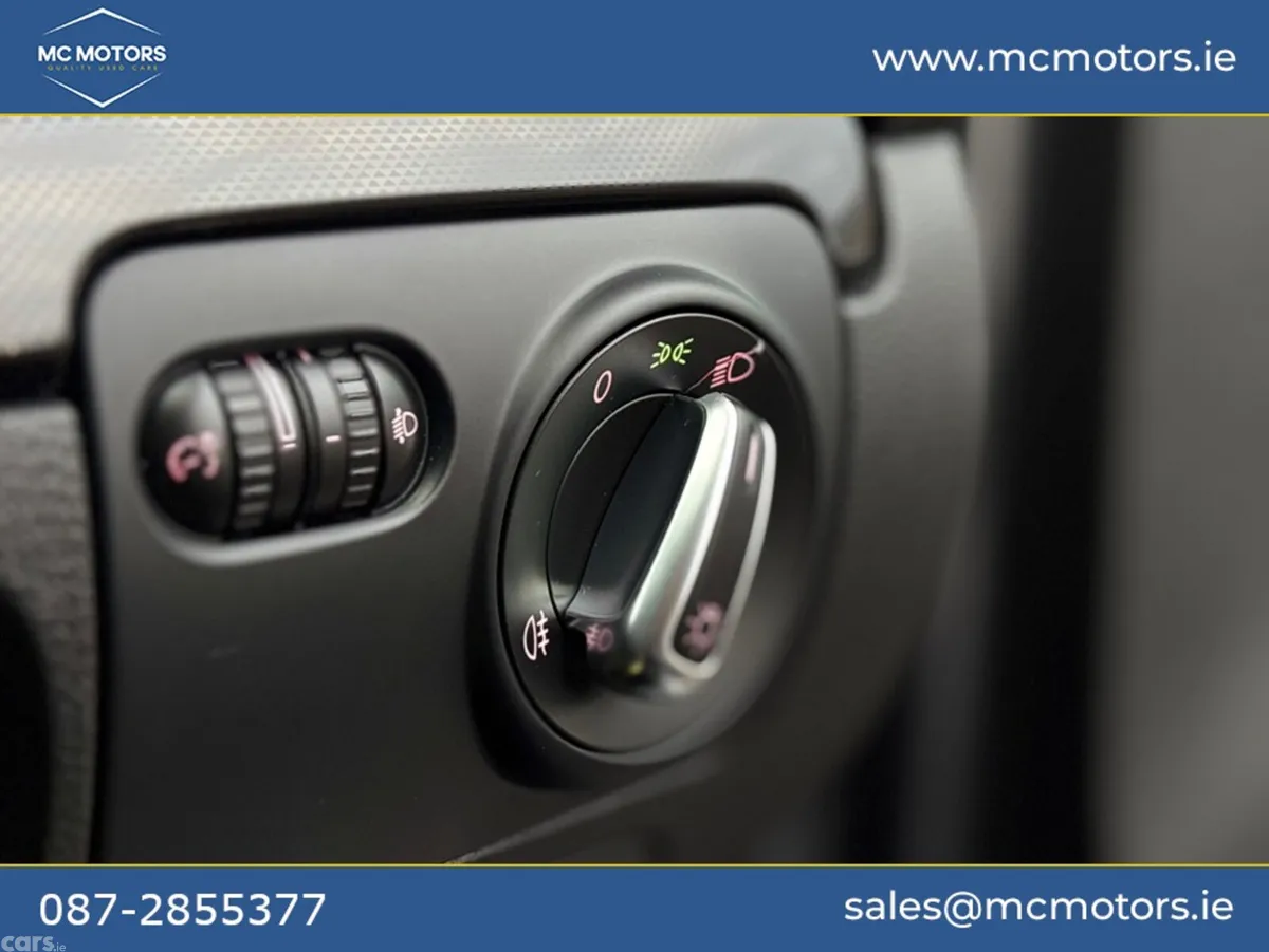 Volkswagen Golf Hatchback, Petrol, 2010, Grey