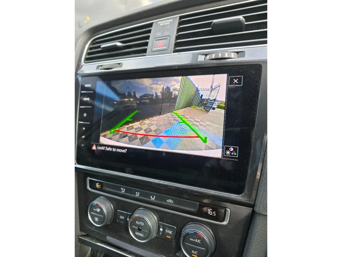 Volkswagen Golf Hatchback, Petrol, 2018, White