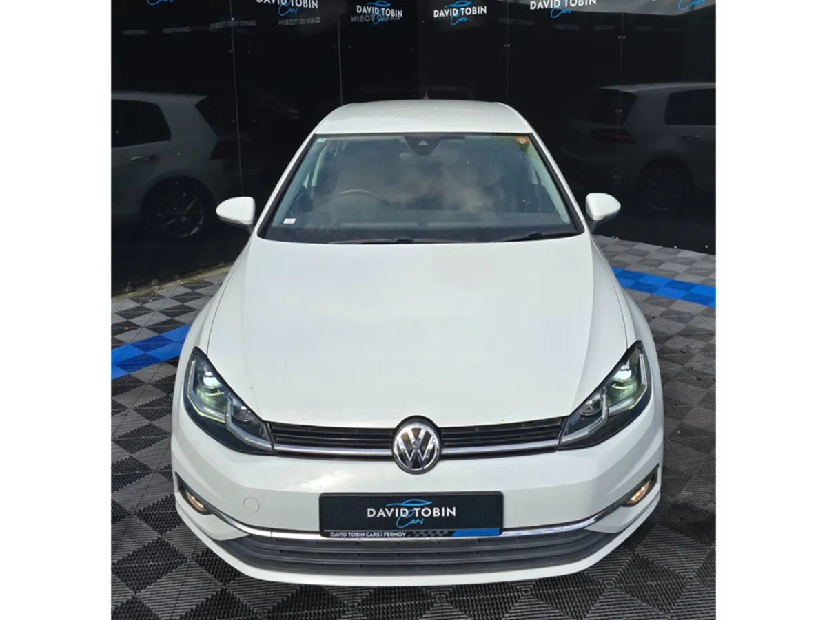 Volkswagen Golf Hatchback, Petrol, 2018, White