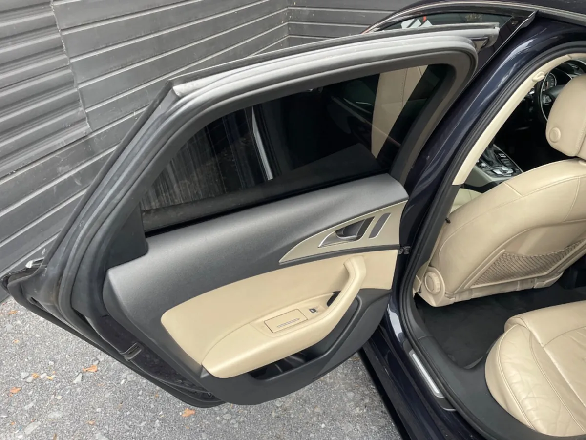 Audi A6 Saloon, Diesel, 2015, Blue