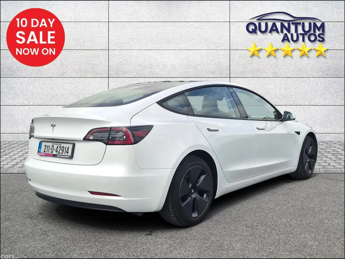 Tesla Model 3 Saloon, Electric, 2021, White