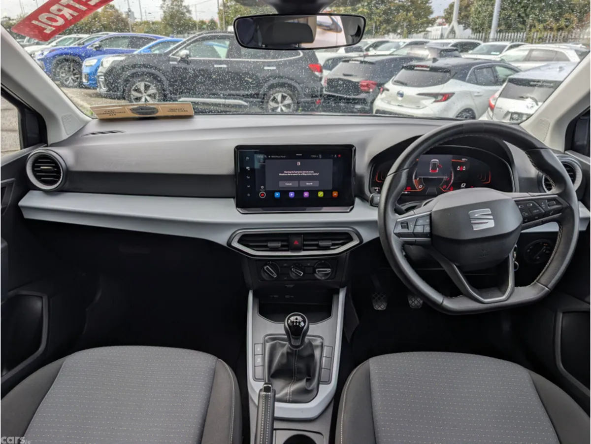 SEAT Arona Hatchback, Petrol, 2024, Grey