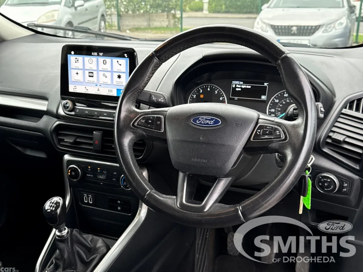Ford EcoSport Hatchback, Petrol, 2018, White