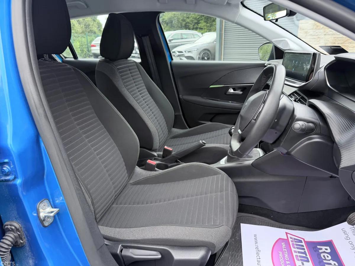 Peugeot 208 Hatchback, Petrol, 2024, Blue