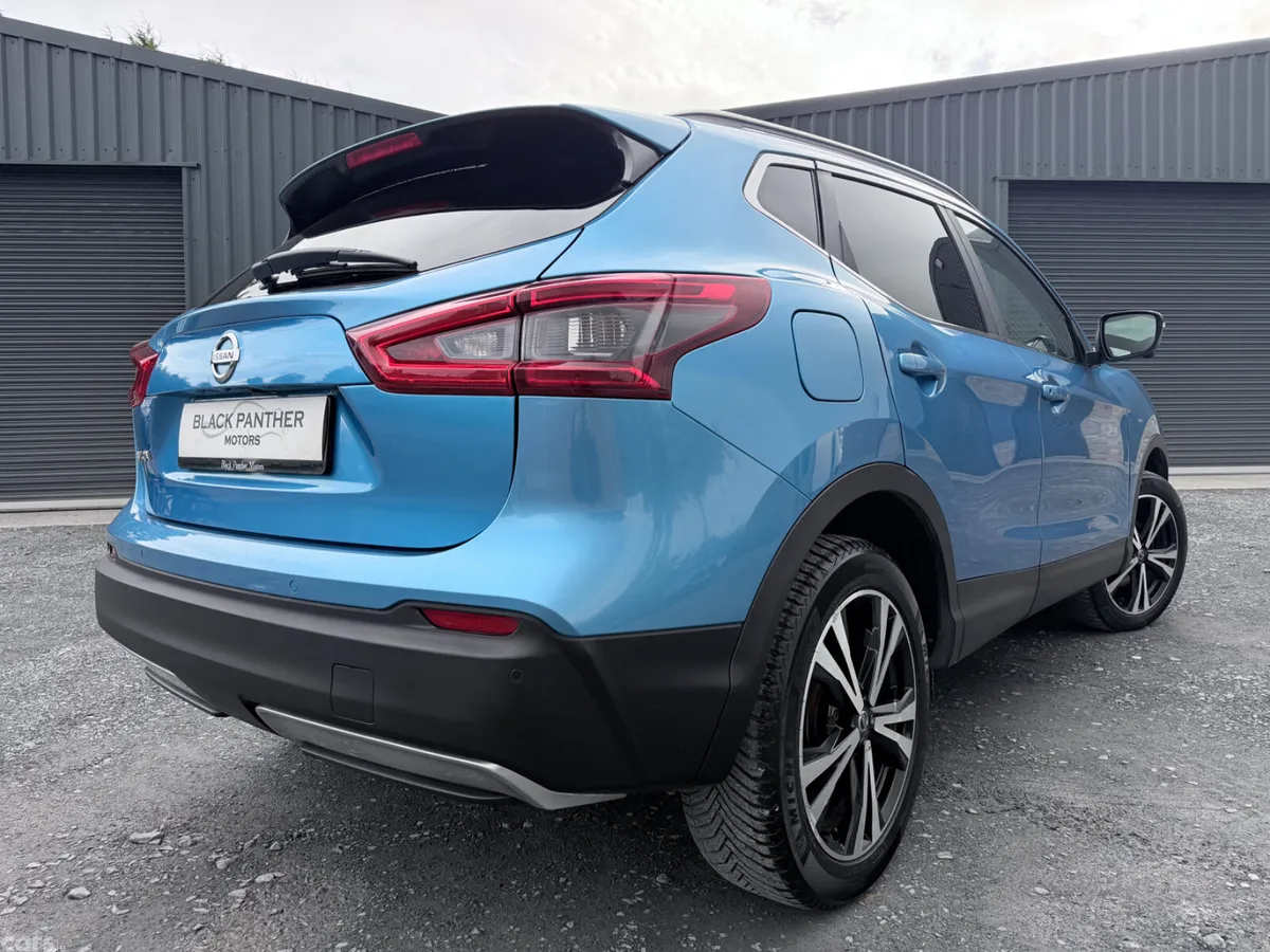 Nissan Qashqai Hatchback, Diesel, 2018, Blue