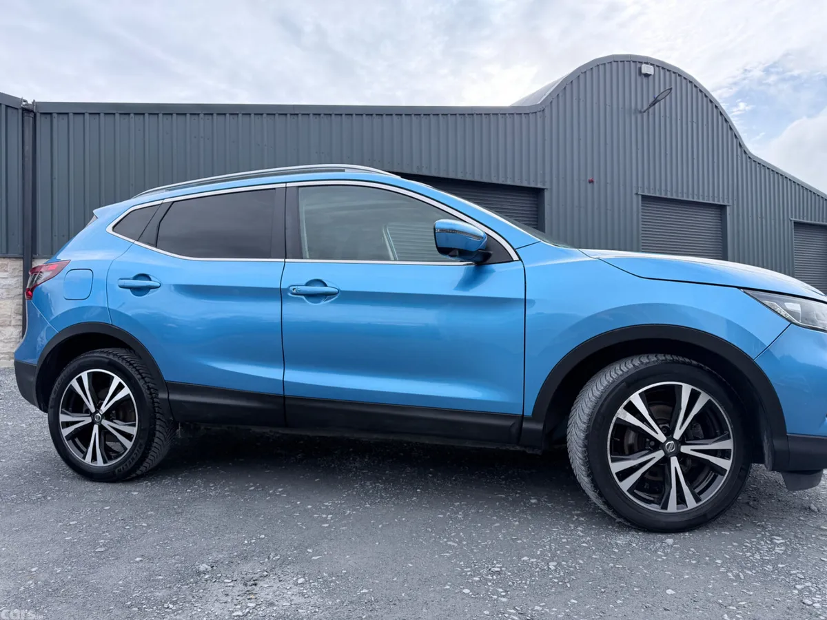 Nissan Qashqai Hatchback, Diesel, 2018, Blue