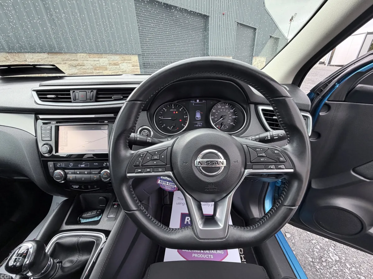 Nissan Qashqai Hatchback, Diesel, 2018, Blue