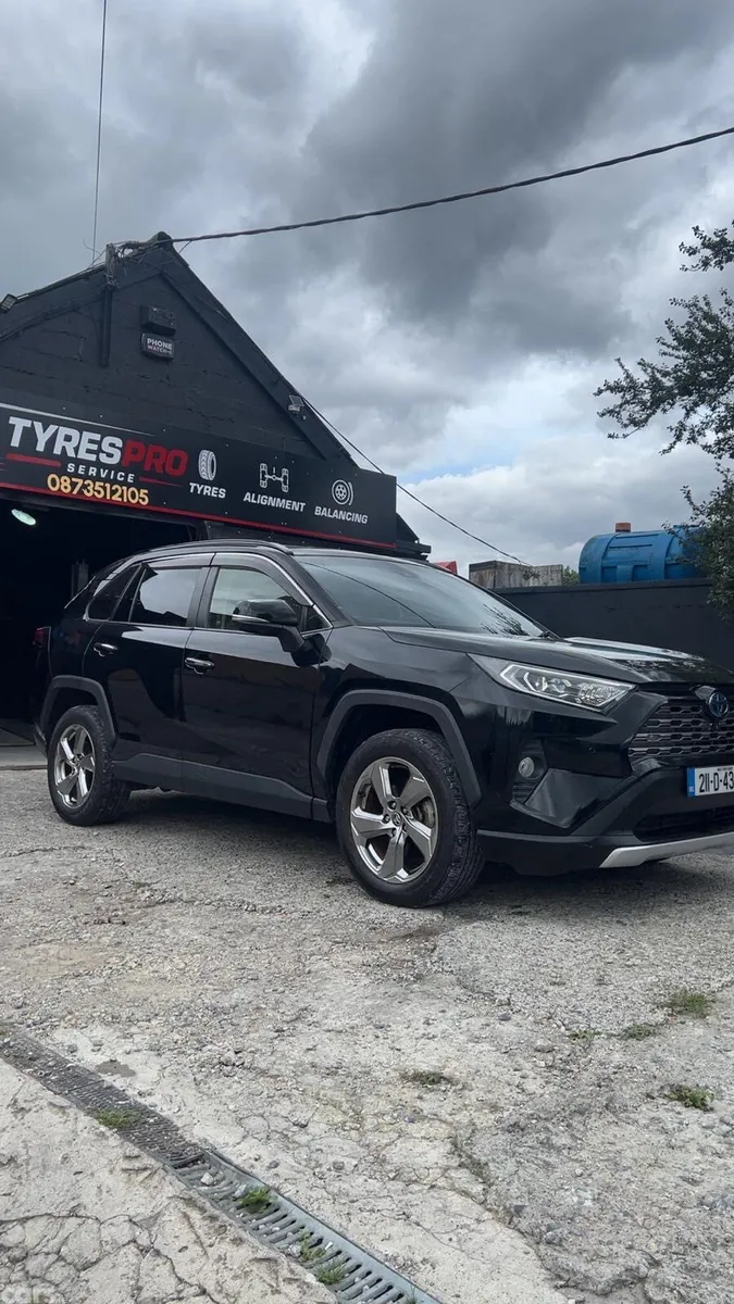 Toyota RAV4 SUV, Petrol Hybrid, 2021, Black