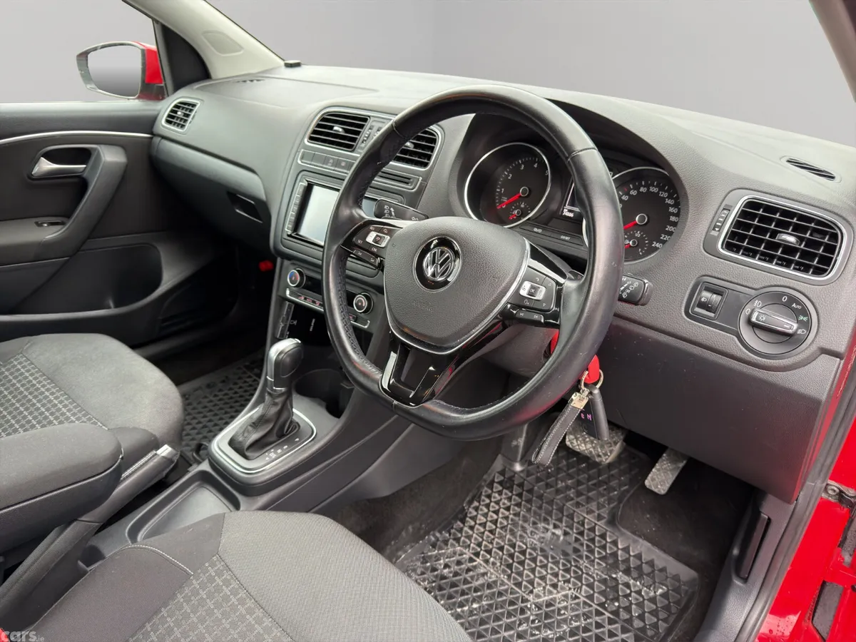 Volkswagen Polo Hatchback, Petrol, 2014, Red