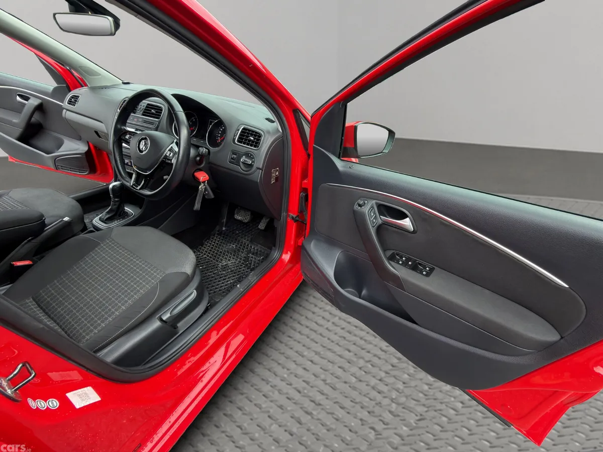 Volkswagen Polo Hatchback, Petrol, 2014, Red