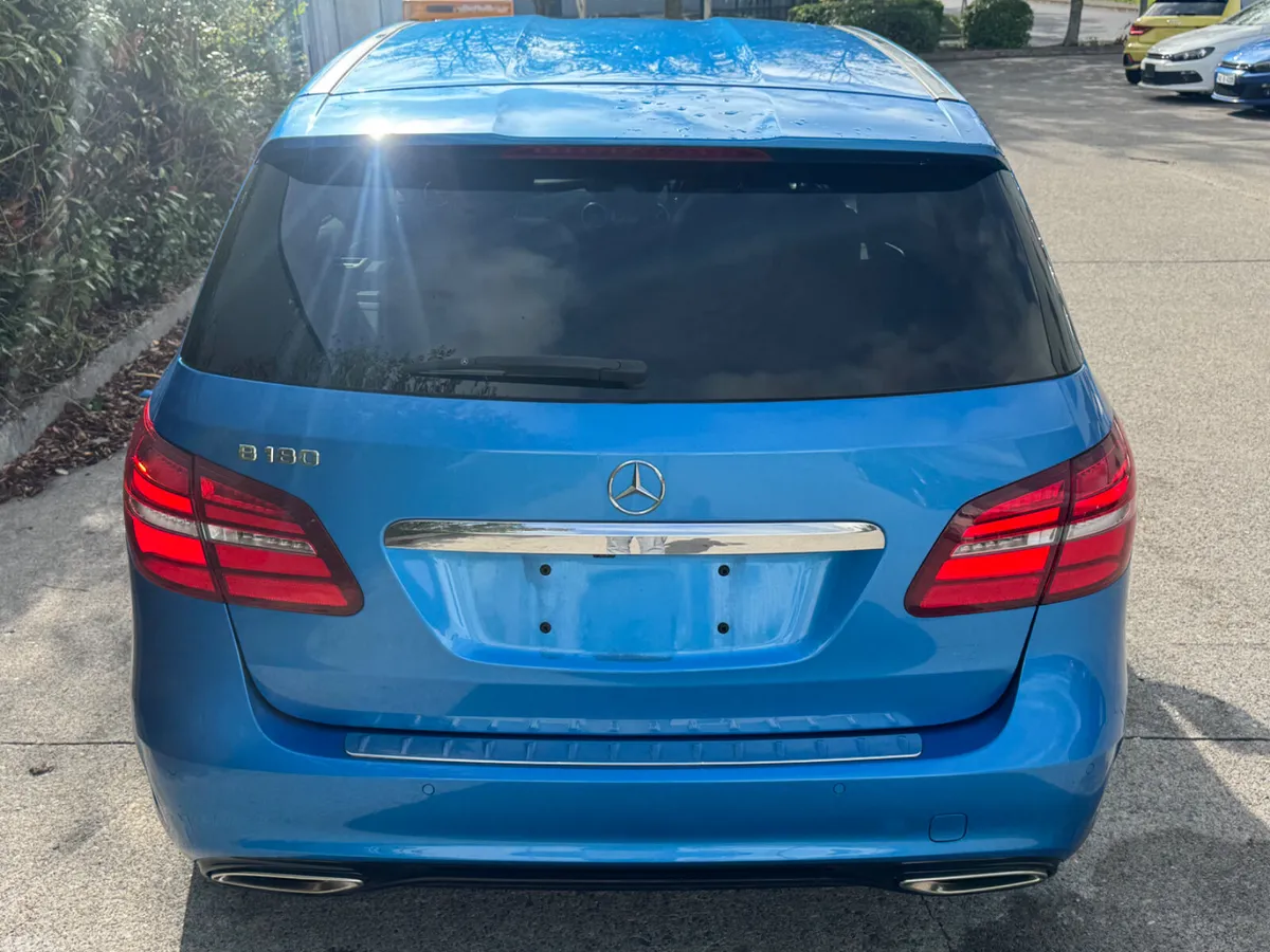 Mercedes-Benz B-Class Hatchback, Petrol, 2017, Blue