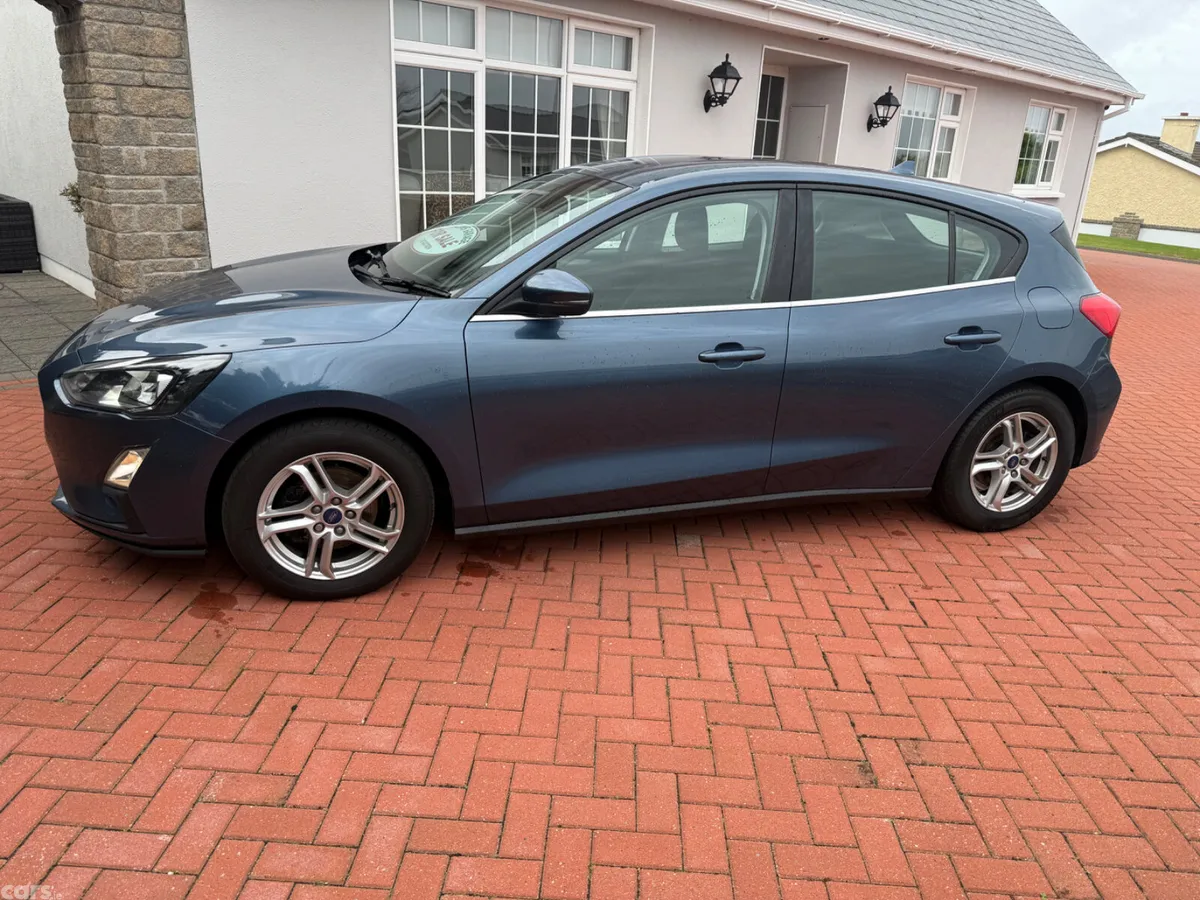 Ford Focus Hatchback, Diesel, 2021, Blue