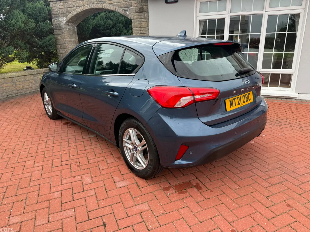 Ford Focus Hatchback, Diesel, 2021, Blue