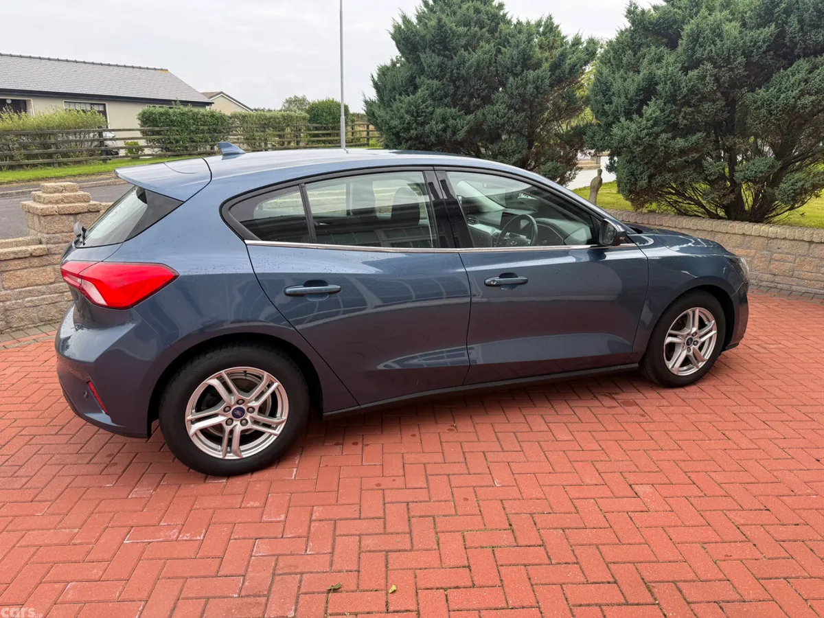 Ford Focus Hatchback, Diesel, 2021, Blue