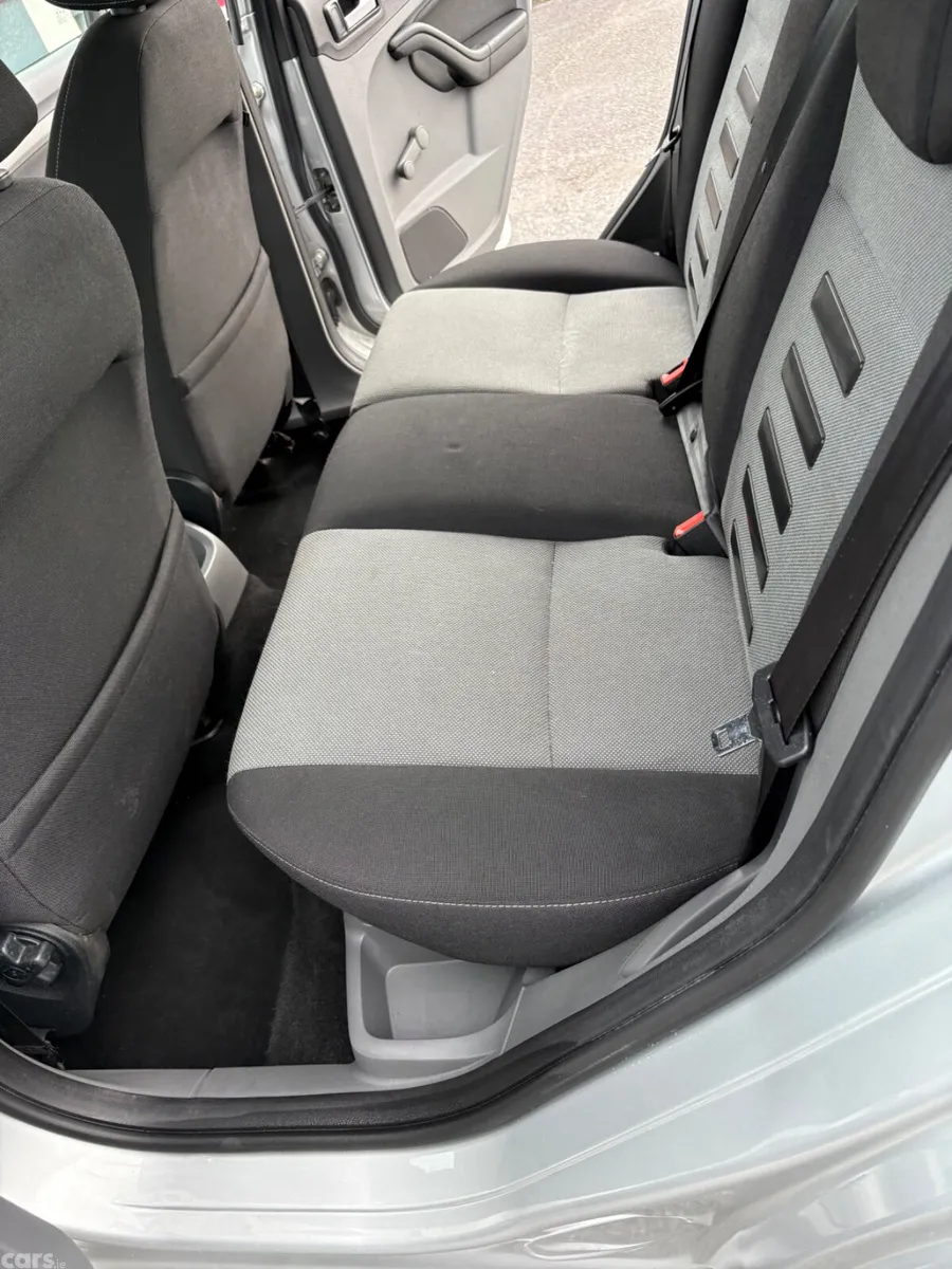Ford Focus Hatchback, Diesel, 2012, Silver