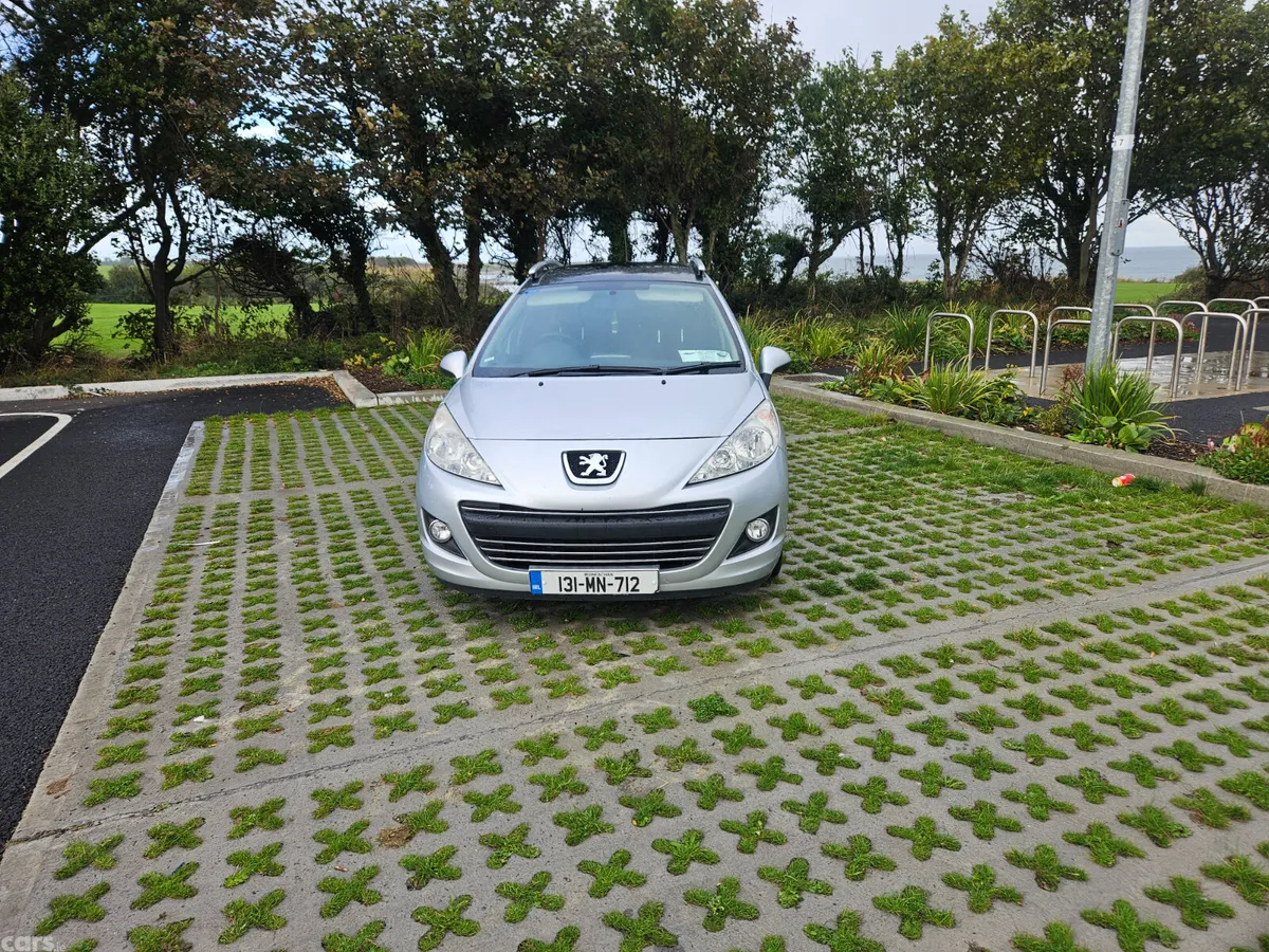 Peugeot 207 Estate, Diesel, 2013, Silver