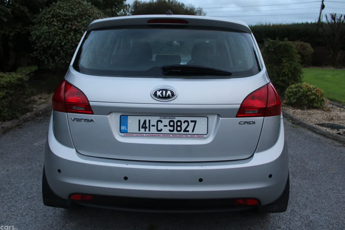 Kia Venga MPV, Diesel, 2014, Silver