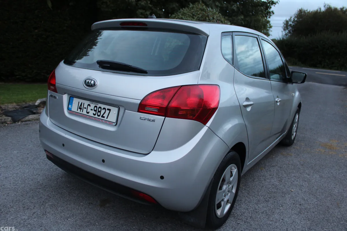 Kia Venga MPV, Diesel, 2014, Silver