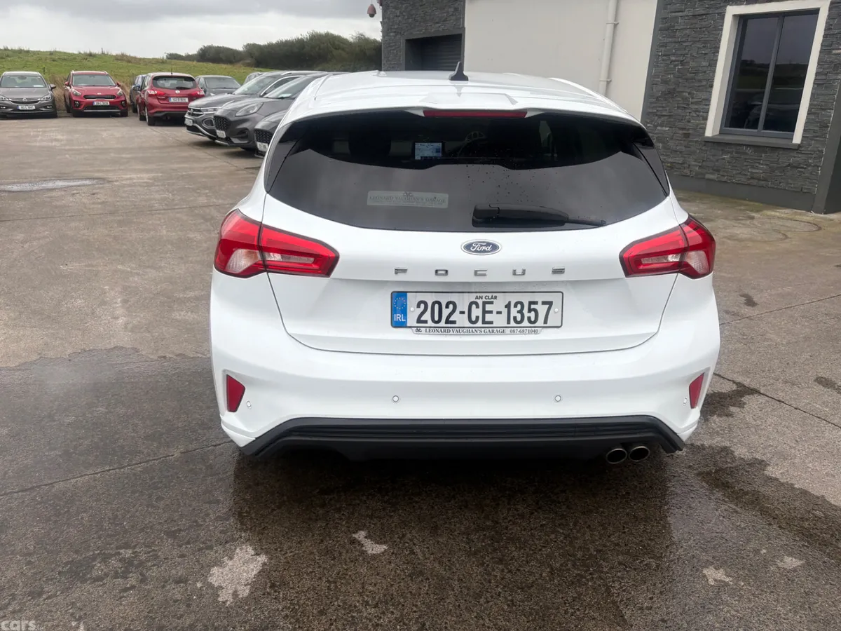 Ford Focus Hatchback, Diesel, 2020, White
