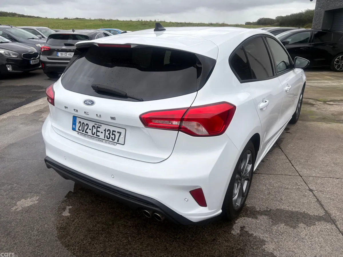 Ford Focus Hatchback, Diesel, 2020, White