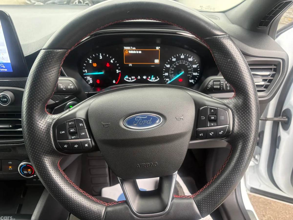 Ford Focus Hatchback, Diesel, 2020, White