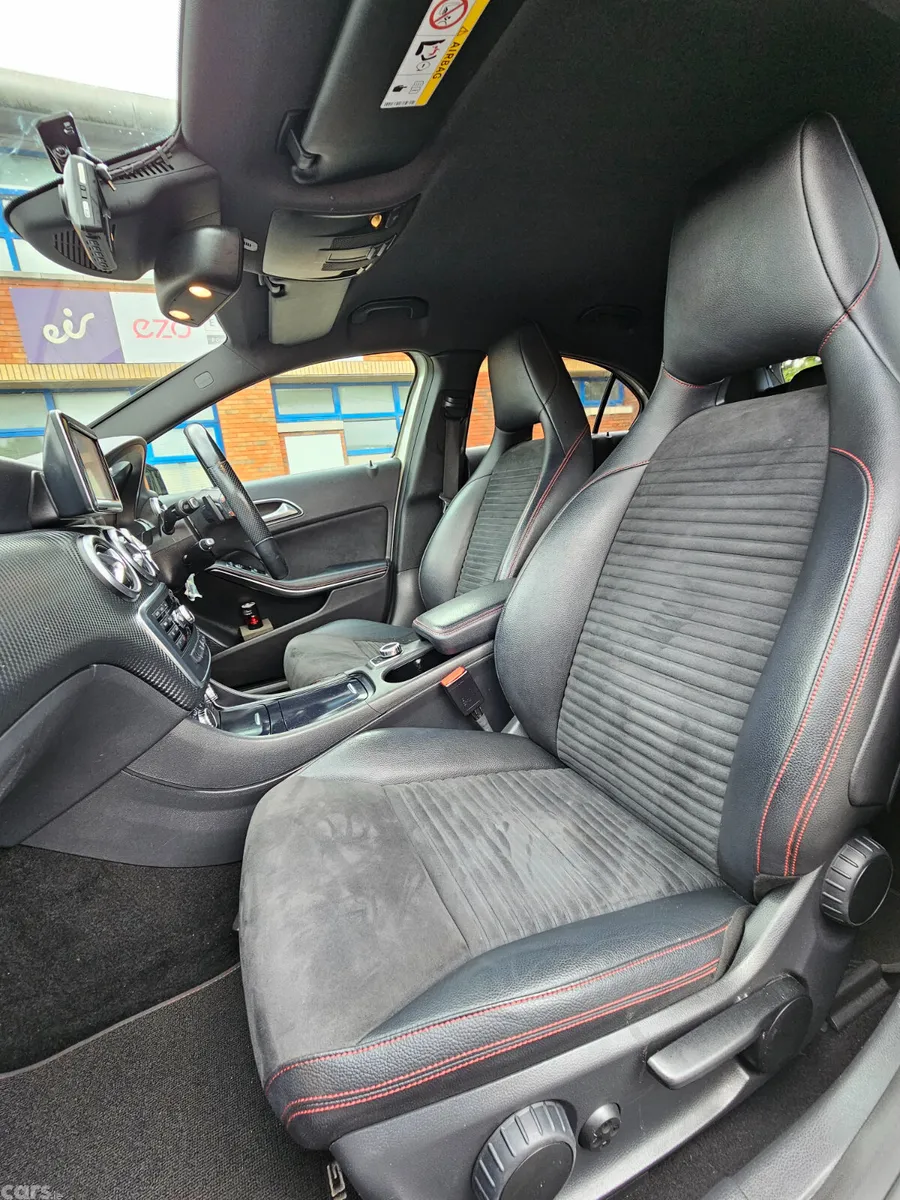 Mercedes-Benz A-Class Hatchback, Petrol, 2014, White