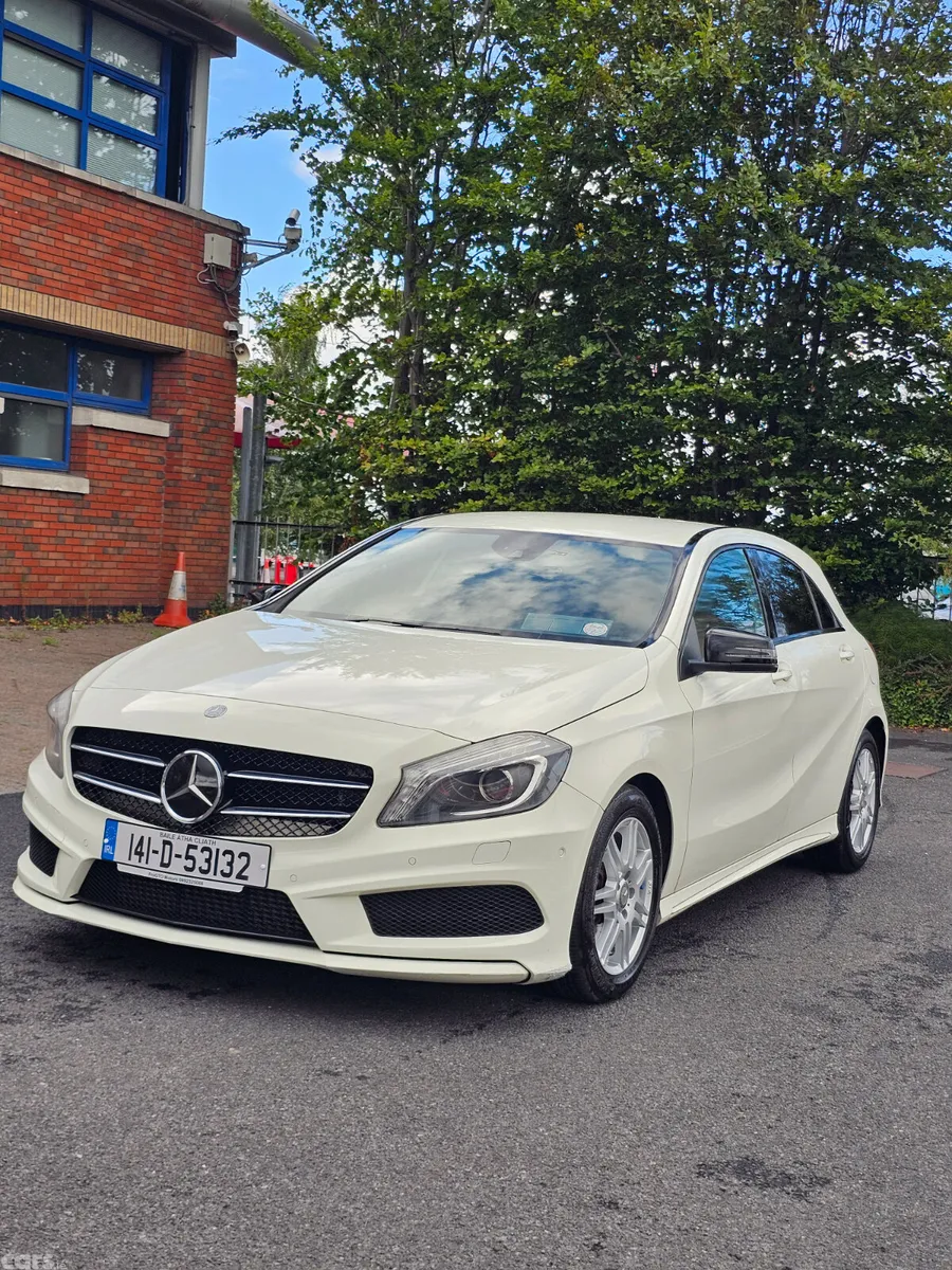 Mercedes-Benz A-Class Hatchback, Petrol, 2014, White