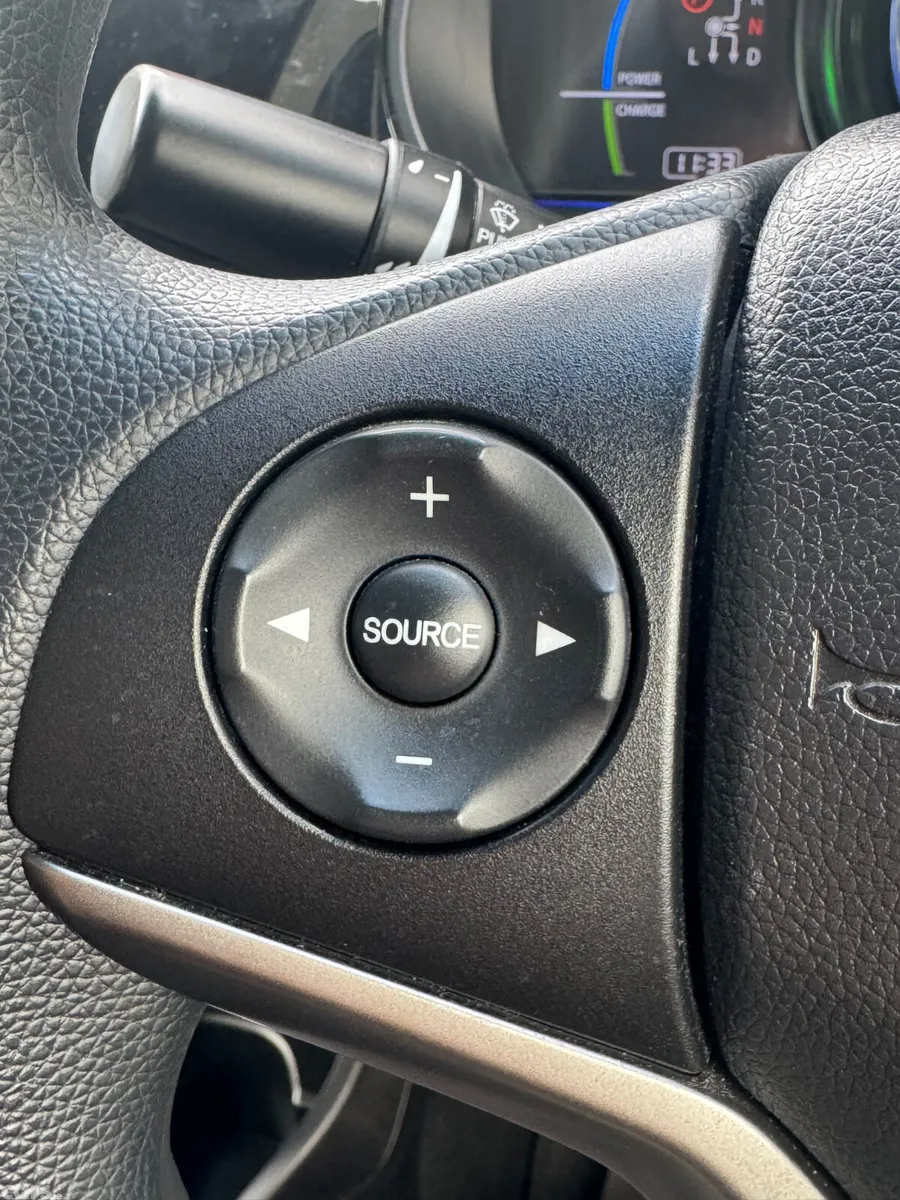 Honda Grace Saloon, Petrol Hybrid, 2015, White
