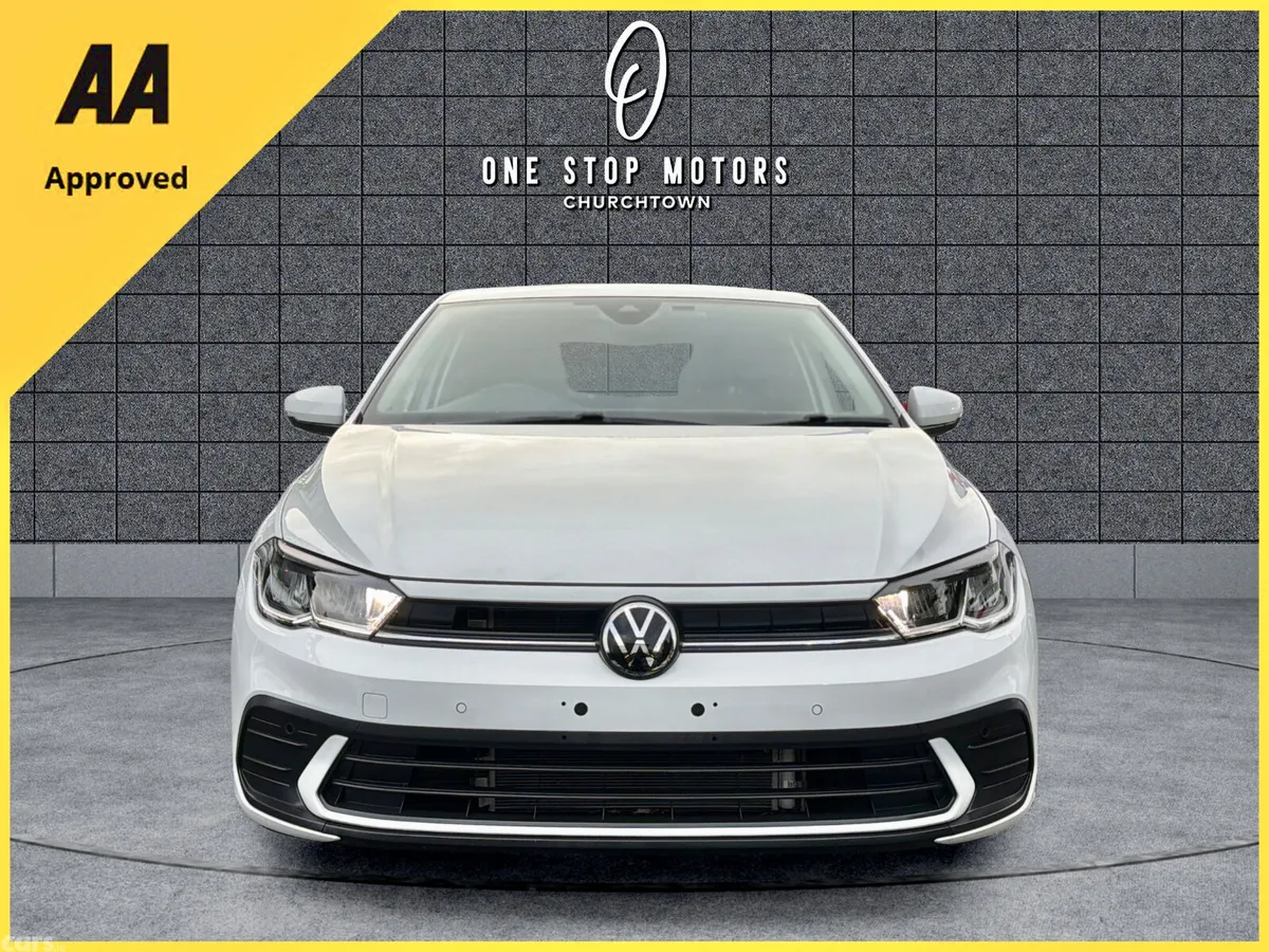 Volkswagen Polo Hatchback, Petrol, 2022, White